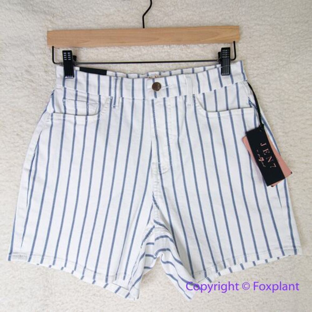 New! Jen 7 by 7 for all mankind shorts‎ white with blue stripes, women size 4